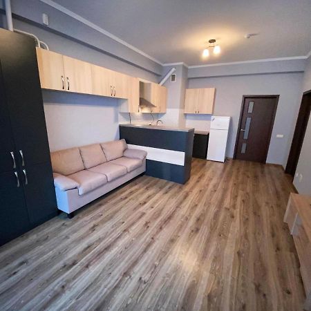 Sky House Central Apartment Kischinau Exterior foto