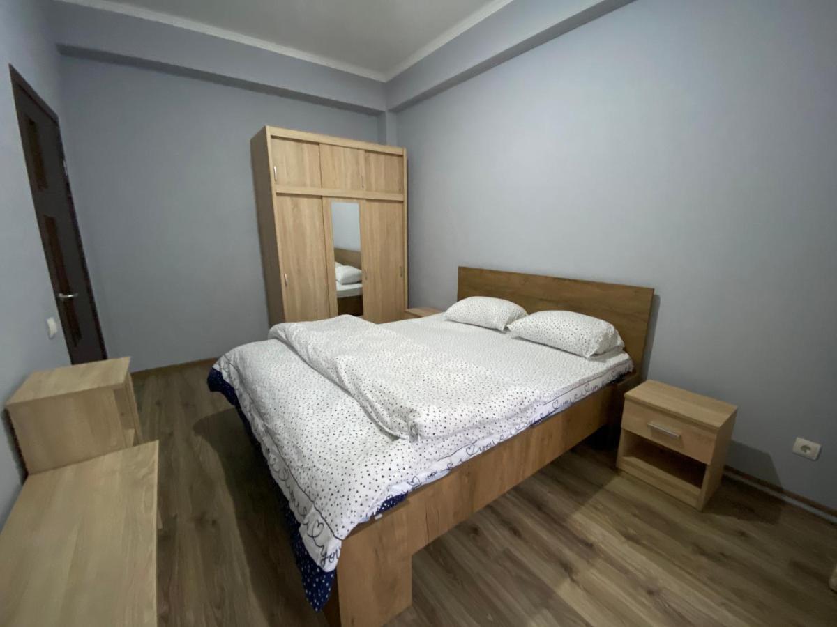 Sky House Central Apartment Kischinau Exterior foto